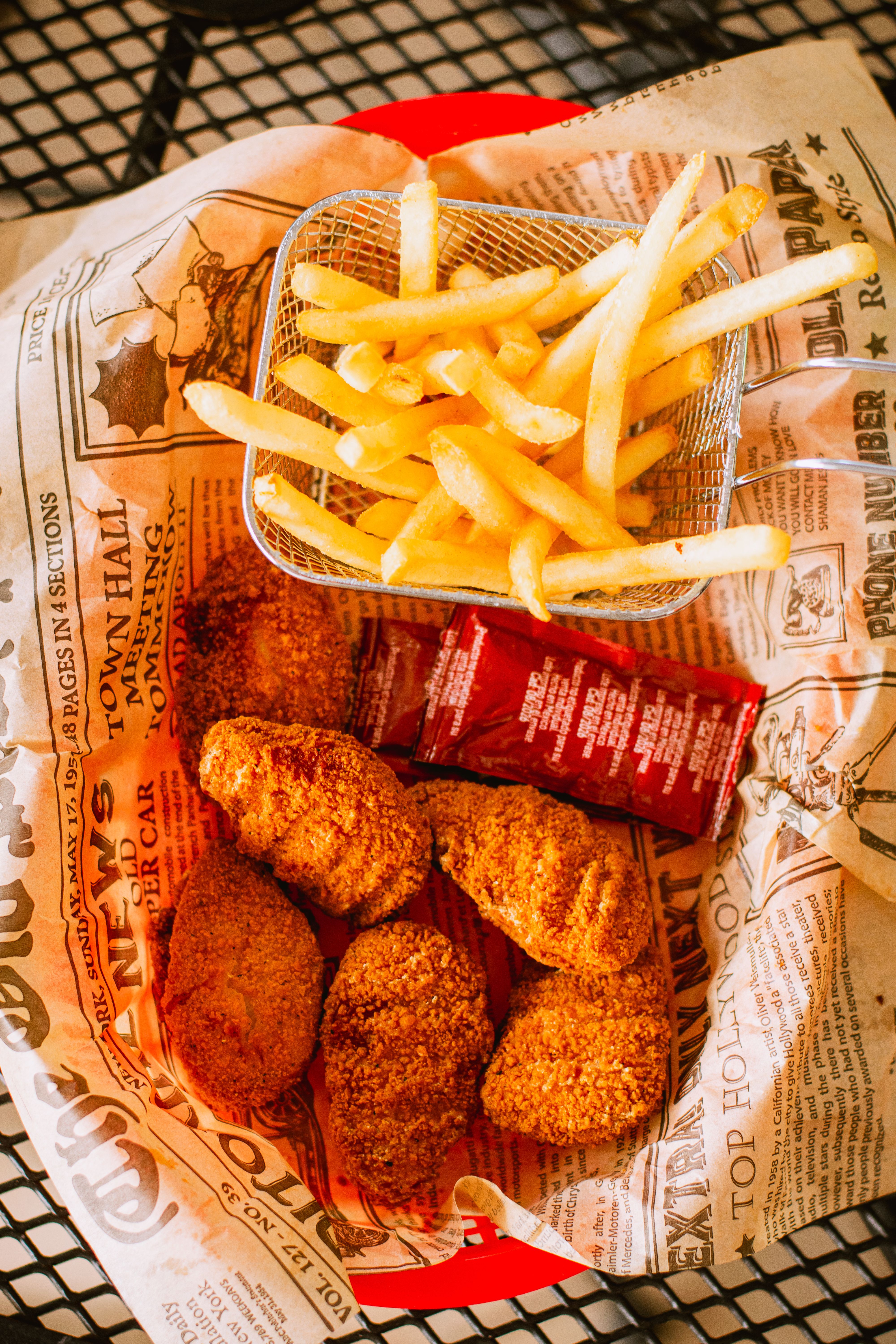 Chicken Nuggets (with fries)